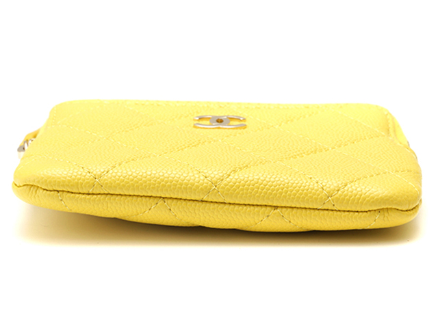 CHANEL イエローカラー コインケース CHANEL シャネル マトラッセコインケース イエロー/シルバー金具