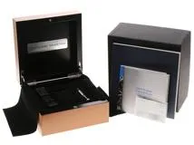 PANERAI　パネライ　ルミノール　ベース　ステンレススチール/革ベルト　手巻き　シースルー裏蓋　メンズ　腕時計　C