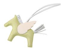 HERMES　エルメス　ロデオペガサスチャームMM ジョーヌブルジョン/ナタ/ブループリ　Z刻印（2021年頃）　【471】IK