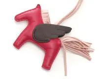 HERMES エルメス ロデオペガサスチャームPM フランボワーズ/ルージュ