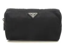 PRADA ブラック ナイロン ポーチ　本物 PRADA プラダ ポーチ ブラック ナイロン/サフィアーノ 【472】YN の