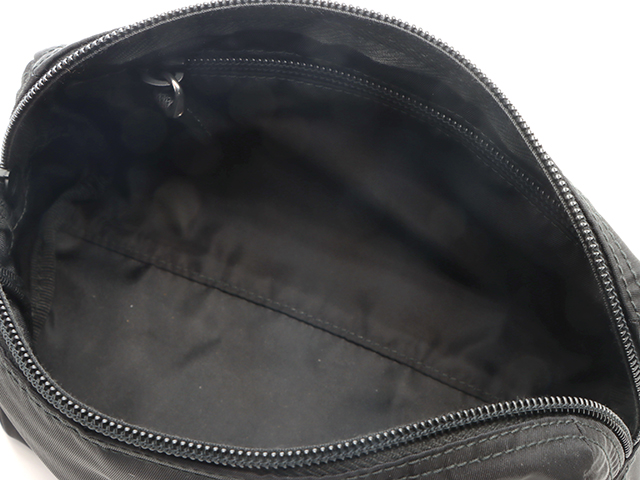 PRADA プラダ ポーチ ブラック ナイロン/サフィアーノ 【472】YN の