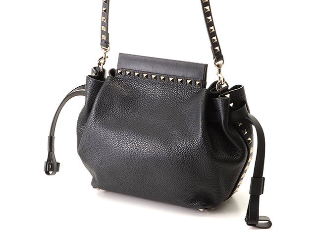 VALENTINO ヴァレンティノ ロックスタッズ ショルダーバッグ ブラック