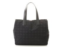 CHANEL　シャネル　ニュートラベルライントートＭＭ　ブラック／ＧＰ　ナイロン／カーフ　A15991　【431】2148103980541