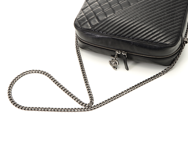 CHANEL シャネル バッグ ショルダーバッグ Vステッチチェーン CHANEL シャネル バッグ ショルダーバッグ Vステッチチェーン