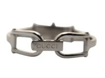美品　グッチ GUCCI バングルウォッチ ブラック /シルバー　レディース GUCCI グッチ/腕時計 レディース/バングルウォッチ/ブラック文字
