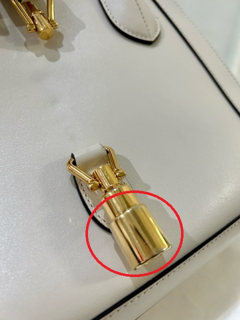 GUCCI　グッチ　ジャッキー1961　ミディアムトート　ホワイト　レザー GUCCI グッチ ジャッキー1961 ミディアムトート ホワイト レザー