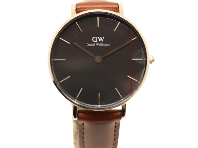 「新古品」DW ブラウンレザー 時計 ＼MAX22%OFFクーポン／ 腕時計 メンズ ダニエルウェリントン