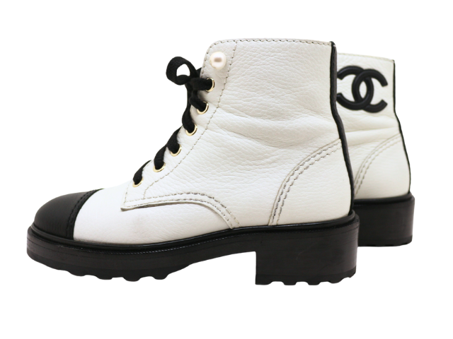 CHANEL シャネル ココマーク ショートブーツ レディース37C ホワイト