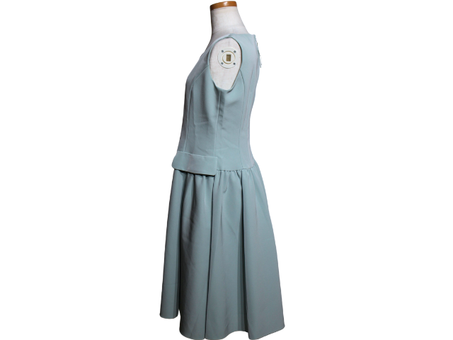 専用です。フォクシー　ノースリーブ タート　ニット38 ミッドナイトブルー 専用です。フォクシー ノースリーブ タート ニット38