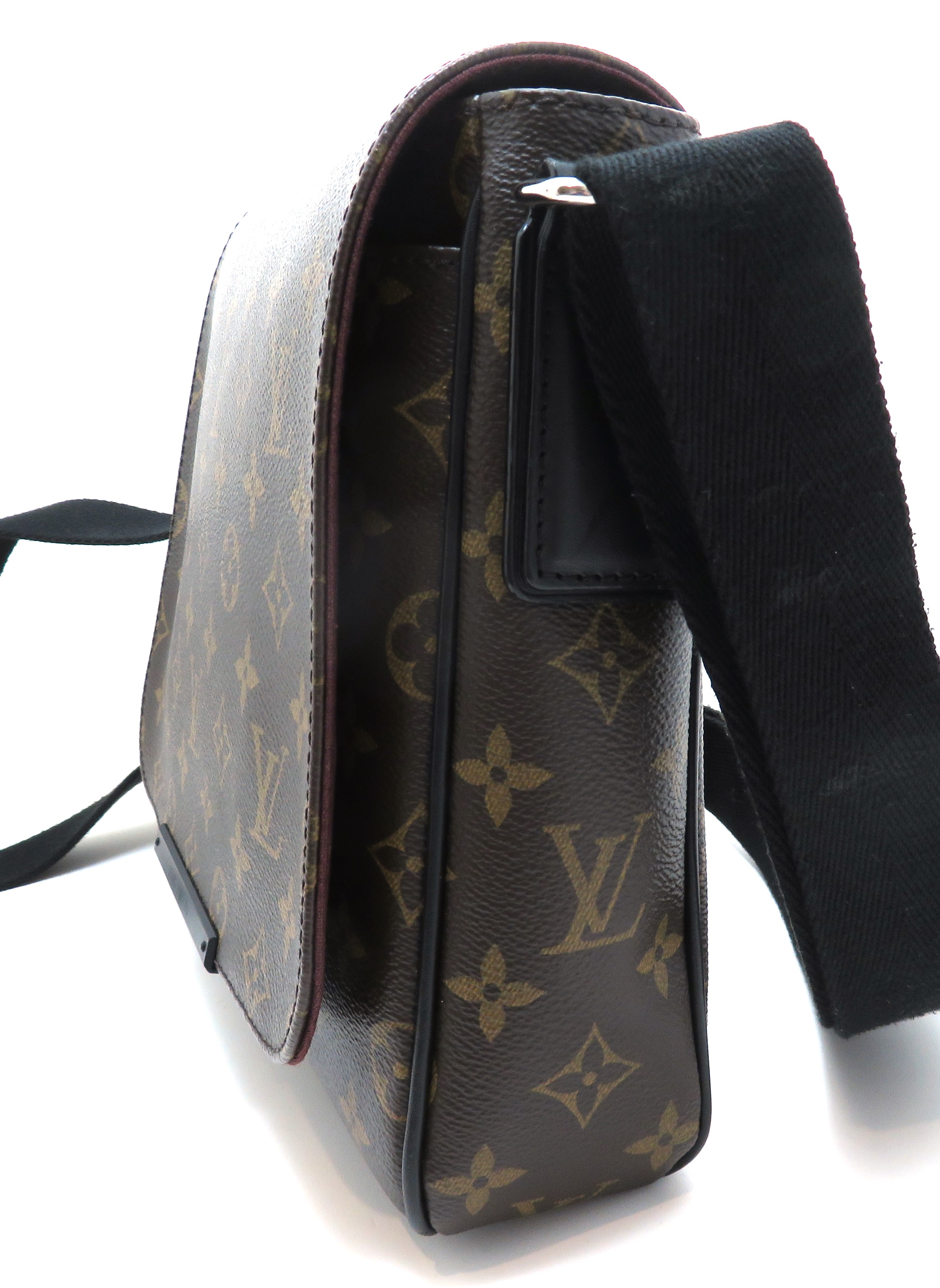 LOUIS VUITTON ルイヴィトン ディストリクトPM M40935 モノグラム