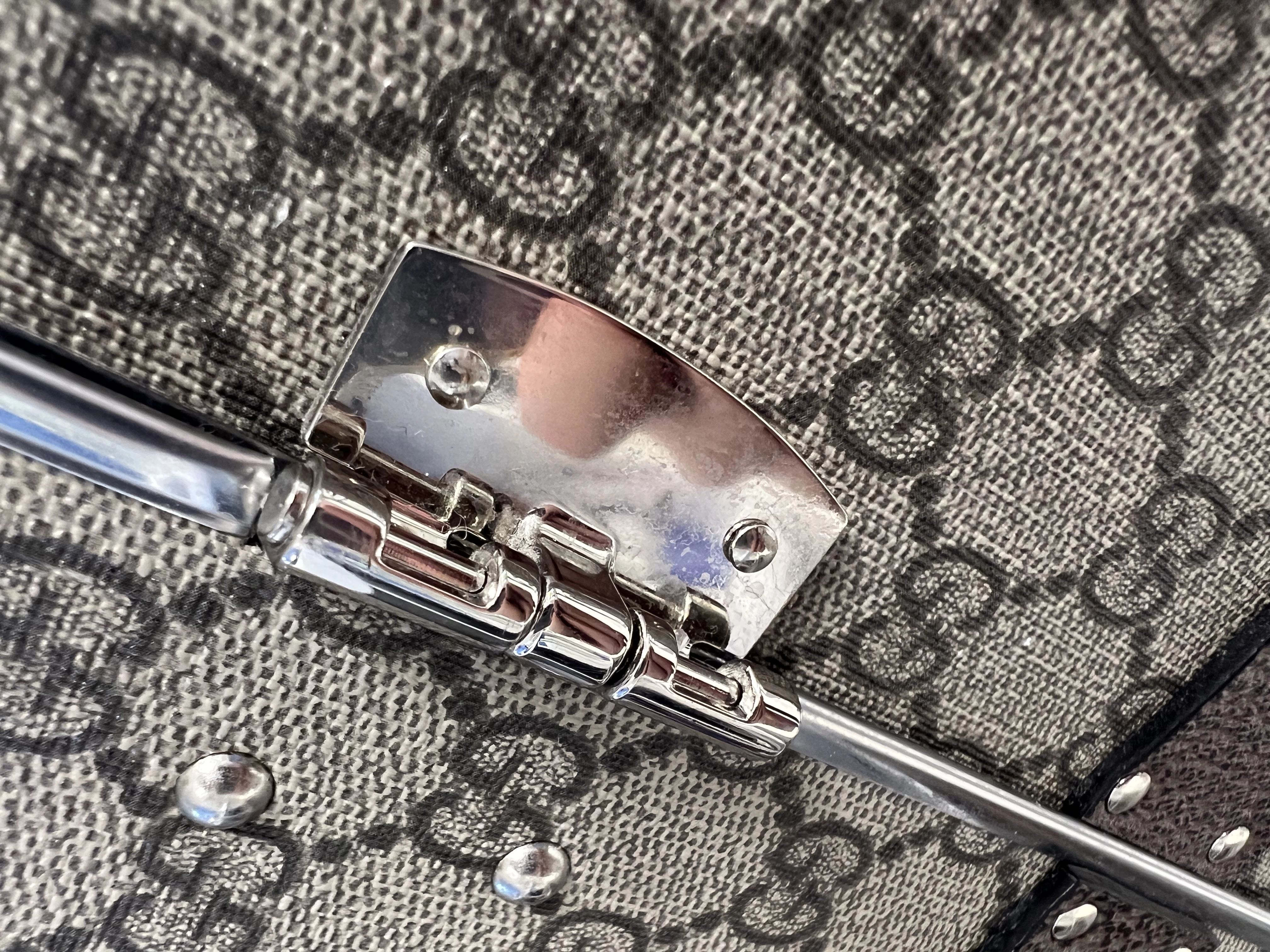 Gucci　グッチ　スーツケース　GGスプリームグロープ　トロッター　ベージュ・ブラウン　PVC・カーフ　533620【472】HA