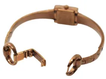 GUCCI グッチ 腕時計 128.5 バングルウォッチ GP シェル クォーツ レディース 2143200634496 【200】