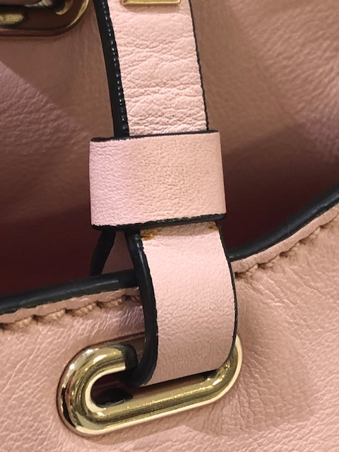 VALENTINO ヴァレンティノ トートバッグ ロックスタッズ 2WAY VALENTINO ヴァレンティノ トートバッグ ロックスタッズ 2WAY