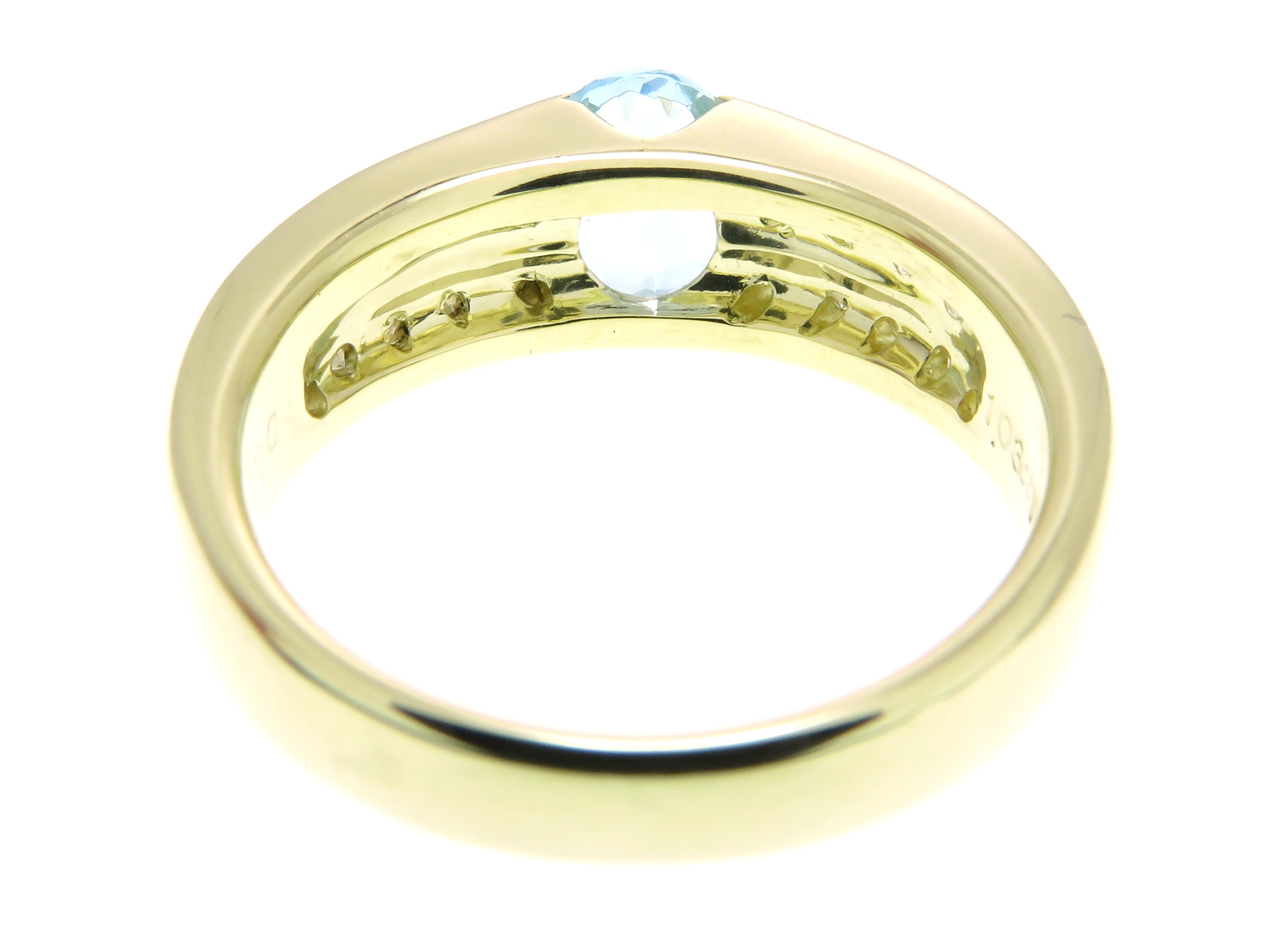 K18イエローゴールド アクアマリンリング D-0,03ct 商品詳細
