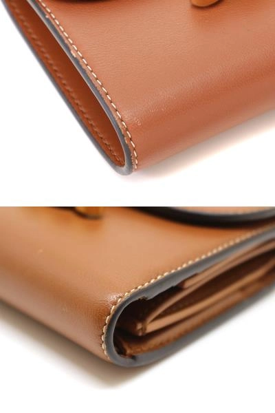 CELINE　セリーヌ　財布　トリオンフ　スモール　フラップウォレット　タン　シャイニーラムスキン　10D783BZG.04LU　2120000318719　【中古】【大黒屋】【200】
