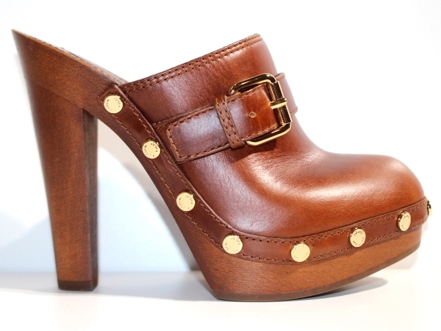 ❣️ルイヴィトン❣️レザーラバーサンダル34 1/2LVロゴ【美品】 LOUIS VUITTON ルイ・ヴィトン サボサンダル レディース34ハーフ