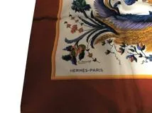 HERMES エルメス カレ90 スカーフ CERES 女神ケレス オレンジ ホワイト シルク 【474】