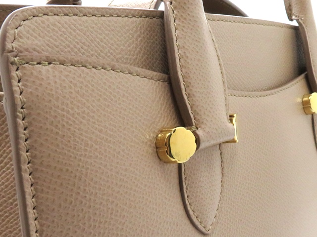 Salvatore Ferragamo ショルダーバッグ ベージュ Salvatore Ferragamo サルヴァトーレ・フェラガモ ショルダー