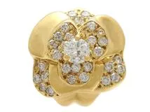 CHANEL　シャネル　カメリア　ピアス　750YG　イエローゴールド　D　ダイヤモンド　7.5ｇ　J1245【200】