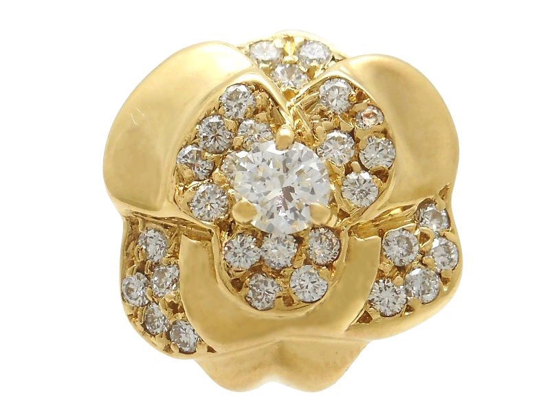 CHANEL　シャネル　カメリア　ピアス　750YG　イエローゴールド　D　ダイヤモンド　7.5ｇ　J1245【200】