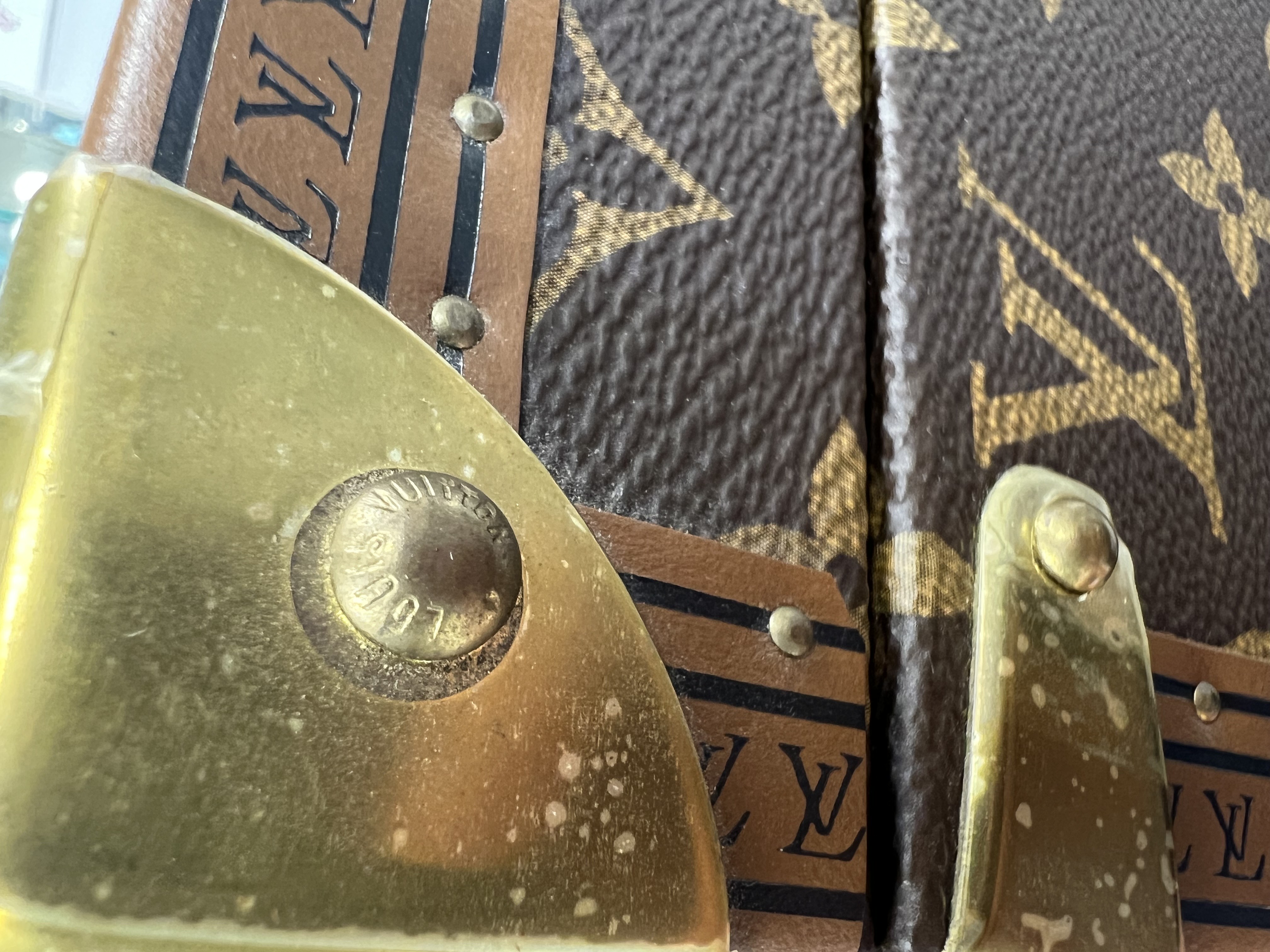 LOUIS VUITTON ルイヴィトン 小物 飾り物 コフレ トレゾール24 LOUIS VUITTON ルイヴィトン 小物 飾り物 コフレ トレゾール24