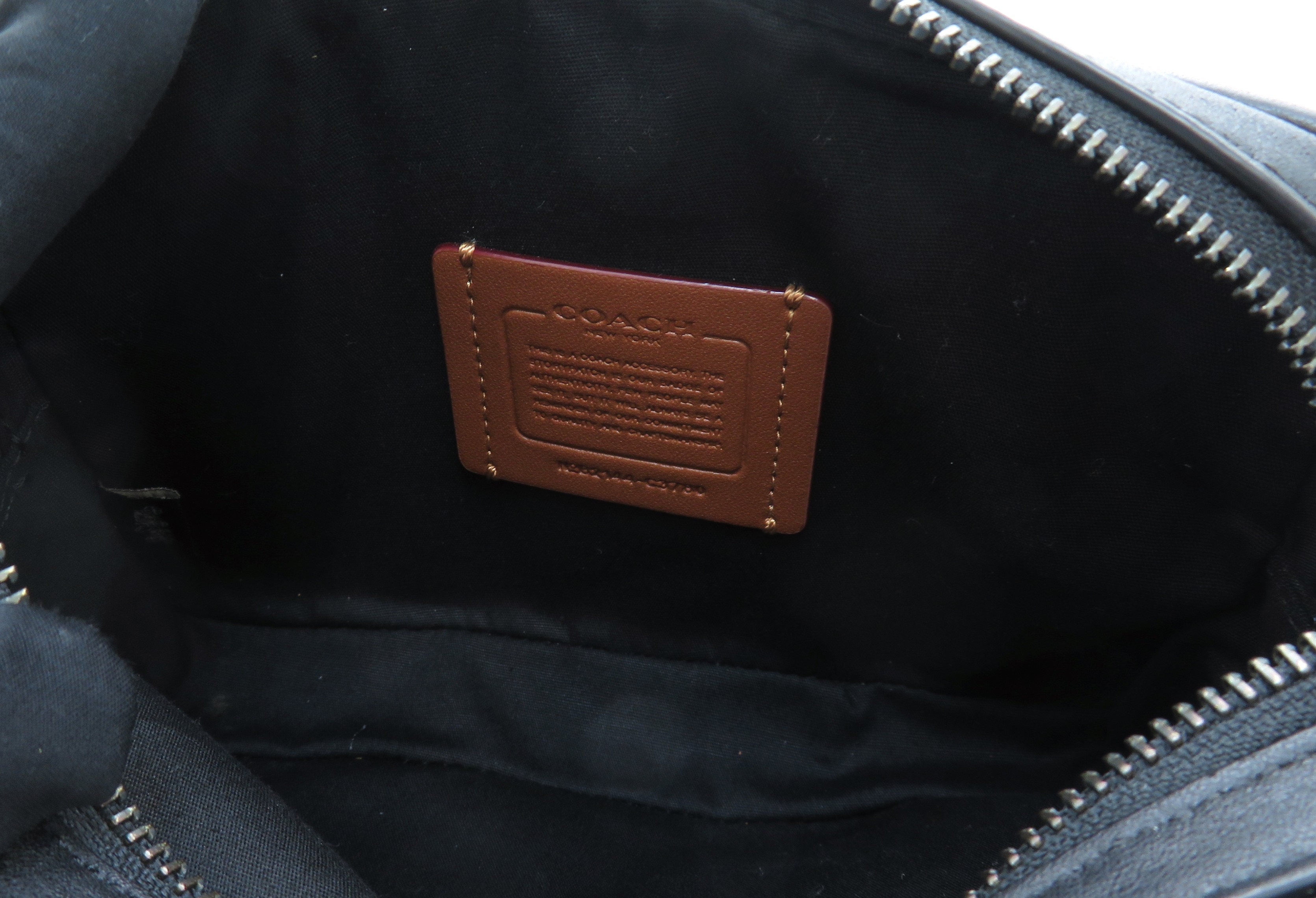 新品COACHバッグ C3780 ショルダーバッグ チャータークロスボディ 公式COACH \u2013 コーチ | チャーター クロスボディ シグネチャー ジャカード