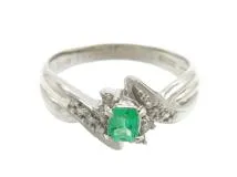 JEWELRY 貴金属・宝石 リング プラチナ PT900 エメラルド ダイヤモンド