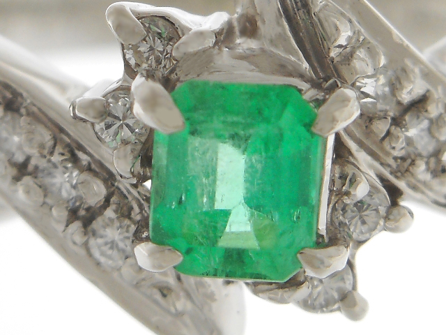 JEWELRY 貴金属・宝石 リング プラチナ PT900 エメラルド ダイヤモンド