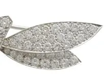 Van Cleef & Arpels　ヴァンクリーフ&アーペル　ミニダフネブローチ　WG　ホワイトゴールド　ダイヤモンド　9.1g　2143000730770　【200】