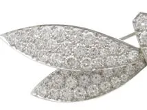 Van Cleef & Arpels　ヴァンクリーフ&アーペル　ミニダフネブローチ　WG　ホワイトゴールド　ダイヤモンド　9.1g　2143000730770　【200】