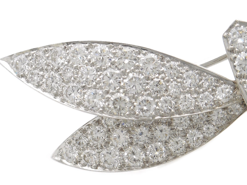 Van Cleef & Arpels ヴァンクリーフ&アーペル ミニダフネブローチ WG ホワイトゴールド ダイヤモンド 9.1g 2143000730770 【200】