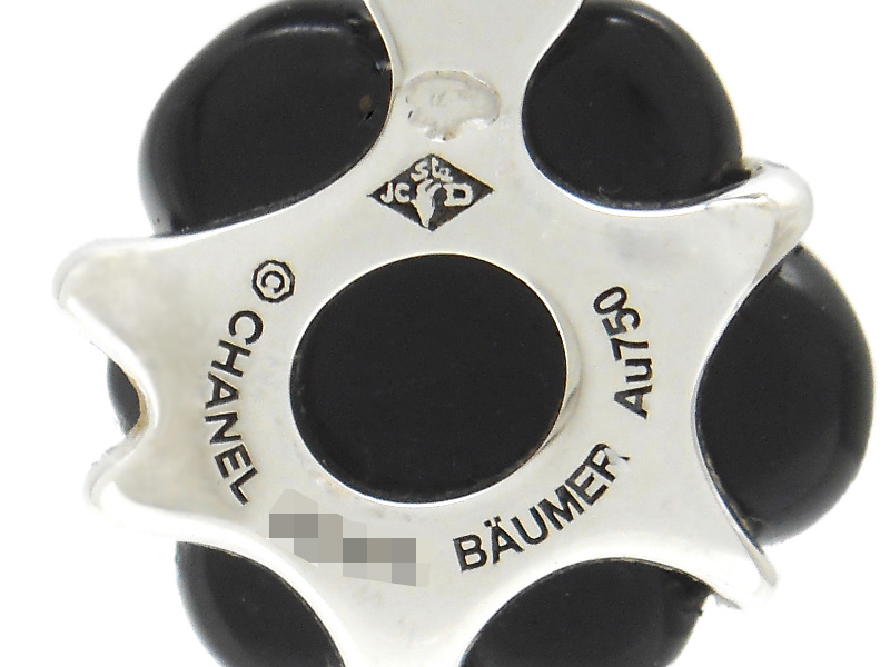 CHANEL 上品な金属製 カメリアのコーム CHANEL 上品な金属製 カメリアのコーム カメリア モチーフ