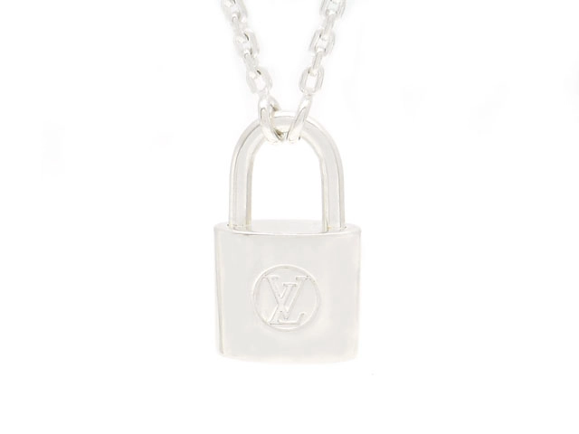 LOUIS VUITTON Silver Lockit Pendant Q93559 Sterling Silver Chain Necklace  w/ Box