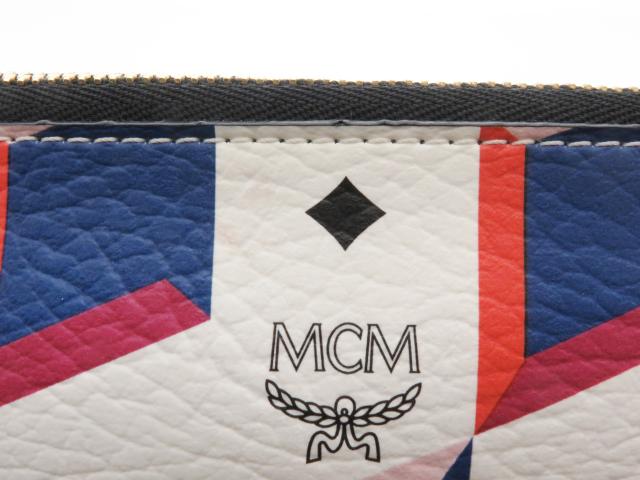 MCM エムシーエム クラッチバッグ レザー ホワイト/マルチカラー