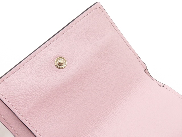 VALENTINO ヴァレンティノ ロックスタッド 三つ折コンパクト財布 VALENTINO ヴァレンティノ ロックスタッド 三つ折コンパクト財布