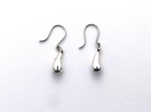 TIFFANY&CO.　ティファニー　ティアドロップフックピアス　約3.2ｇ　シルバー　【471】IK