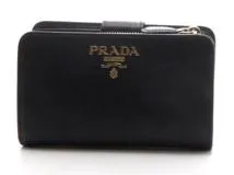 PRADA プラダ 二つ折り財布 サフィアーノ ブラック ゴールド金具【434 ...