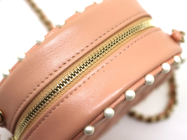 CHANEL シャネル マトラッセ ショルダーバッグ ラウンド チェーンショルダー ピンク ベージュ レザー フェイクパール 2148103577703【200】