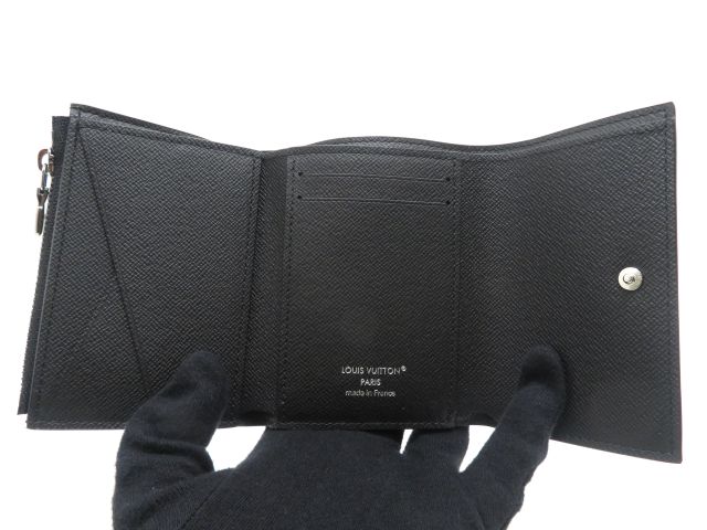 LOUIS VUITTON ルイ・ヴィトン ヴィクター・ウォレット モノグラム