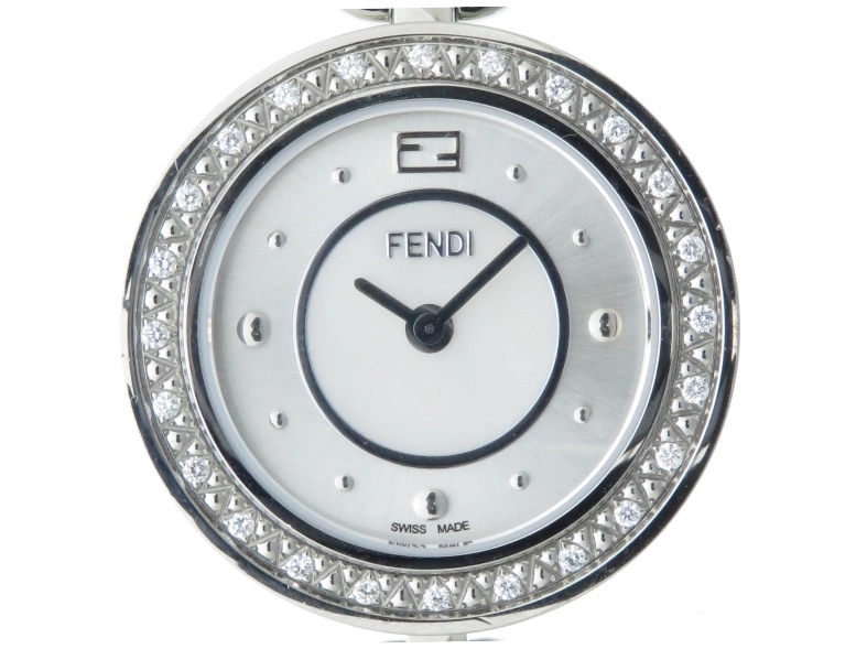 【3300L】FENDI ’フェンディ 時計’ ダイヤモンドベゼル ☆極美品☆ ブラック文字盤