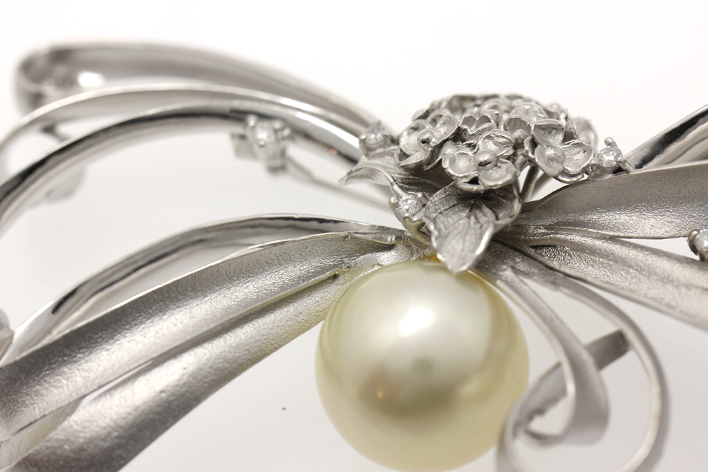 JEWELRY ノンブランドジュエリー ブローチ K18ホワイトゴールド