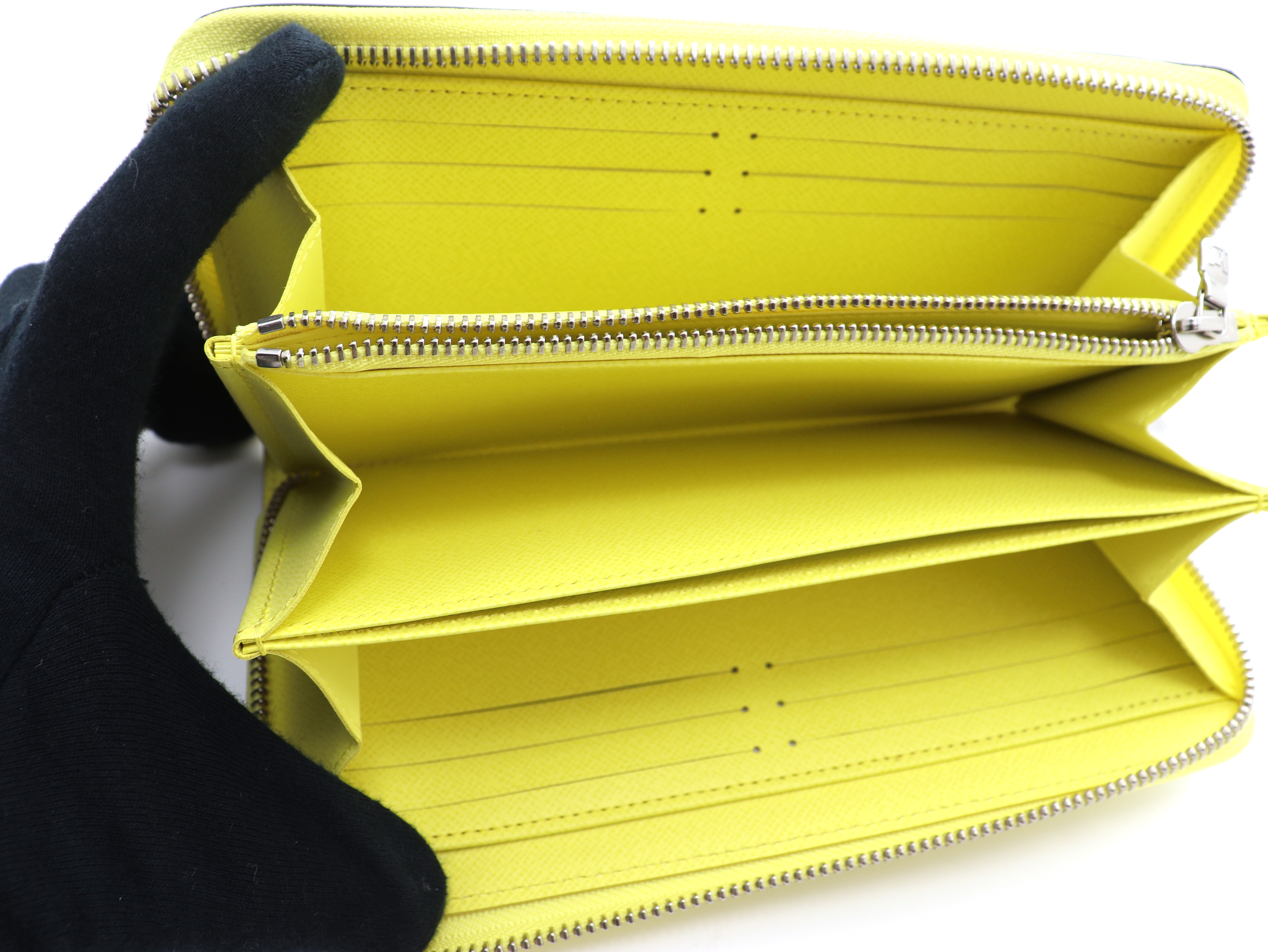 ルイヴィトン 長財布 レディース エピ ジッピー・ウォレット イエロー