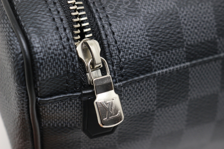 LOUIS VUITTON ルイヴィトン バッグ トワレ・ポーチ N47625 LOUIS VUITTON ルイヴィトン バッグ トワレ・ポーチ N47625