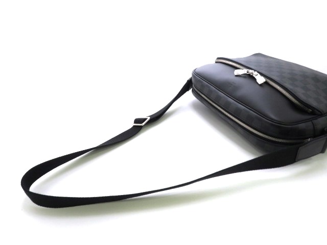 LOUIS VUITTON ルイヴィトン ショルダーバッグ デイトンMM