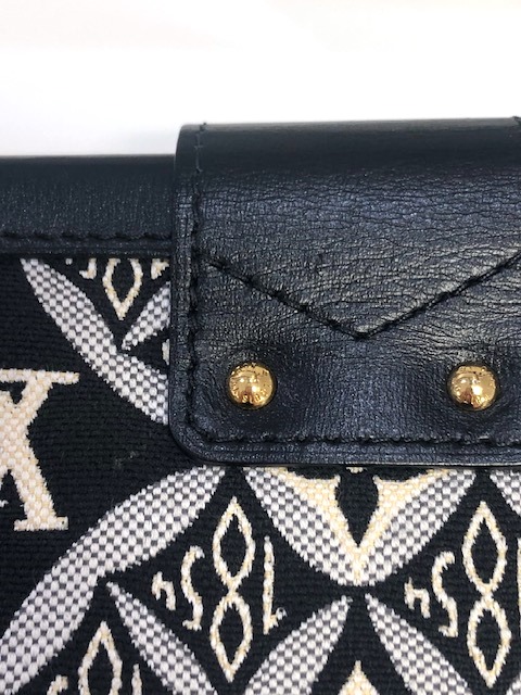 LOUIS VUITTON ルイ・ヴィトン プティット・マル モノグラム
