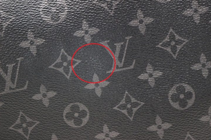 ルイヴィトン ディストリクトMM NM モノグラムエクリプス 黒 メッセンジャー ルイ・ヴィトン(LOUIS VUITTON) ショルダー バッグ