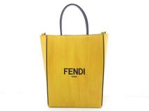 FENDI フェンディ 2WAY ハンドバッグ ショルダーバッグ スモールショッピングバッグ  ロゴ レザー イエロー ブラック【473】