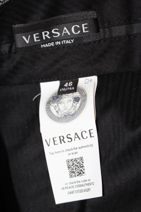 VERSACE ヴェルサーチ ヴェルサーチェ 衣類 スーツ メンズ46 グレー ...