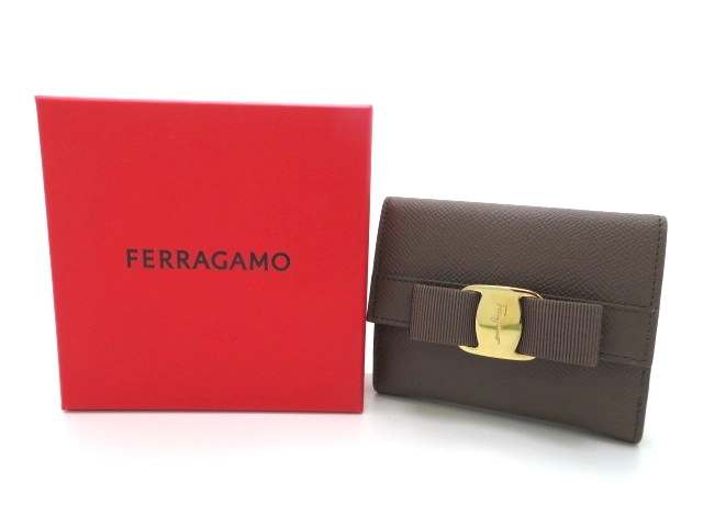 Salvatore Ferragamo サルヴァトーレ・フェラガモ ヴァラリボン 二つ折り財布 ココア カーフ【473】